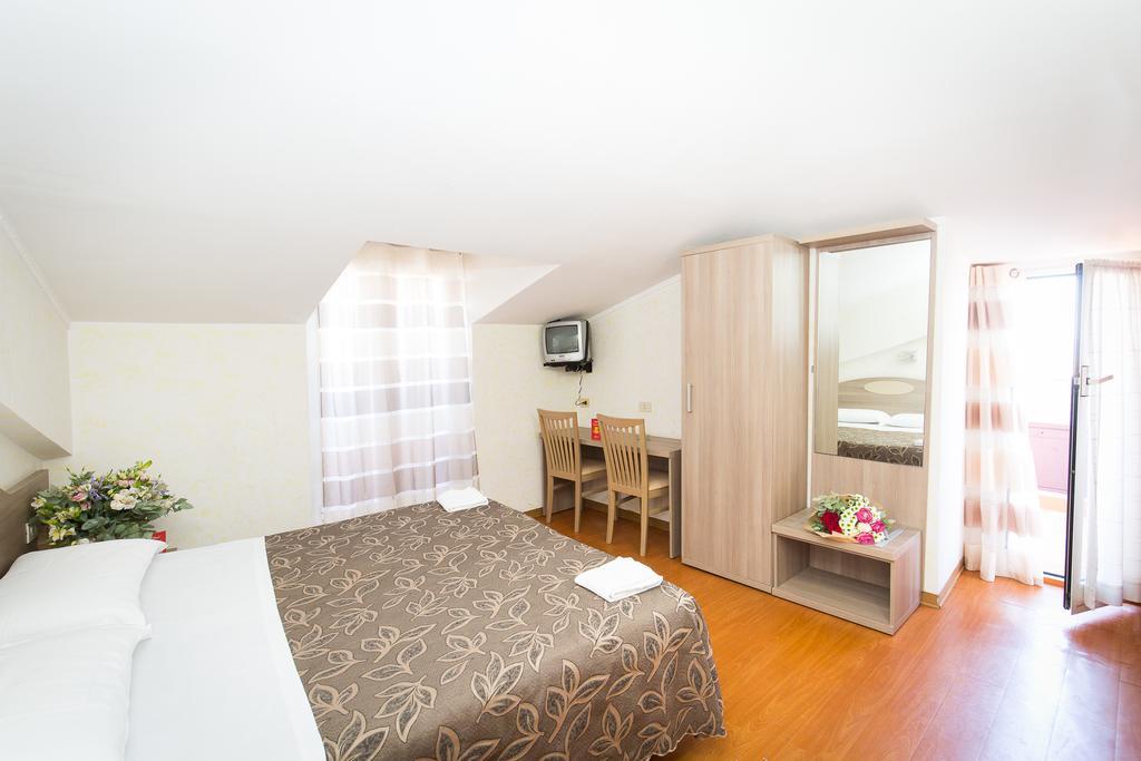 Hotel Concorde Rome Room photo
